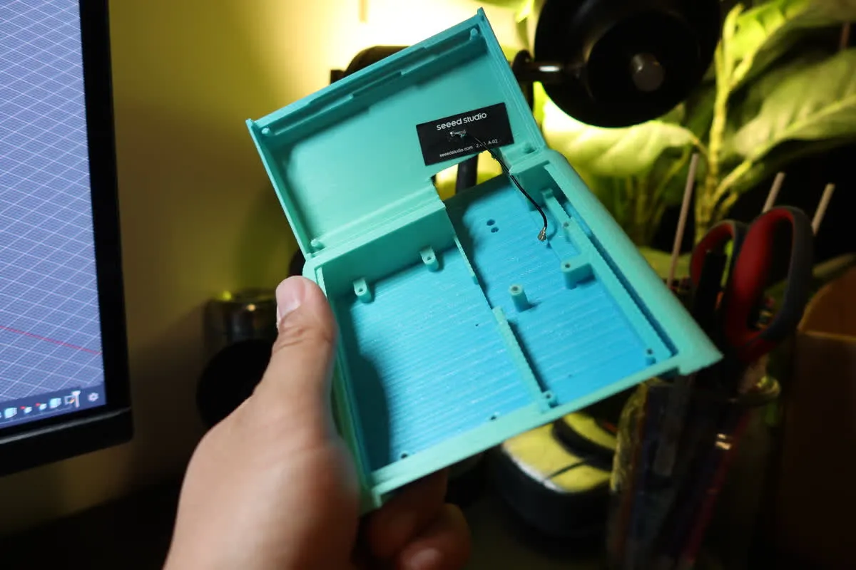 Teal case iteration on the workbench